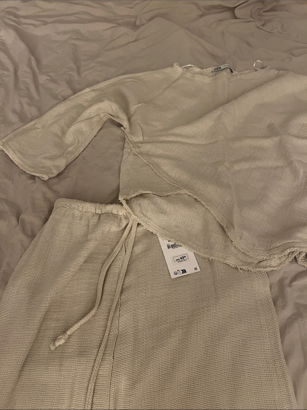 ZARA Rustic Set - Picture 12 of 12
